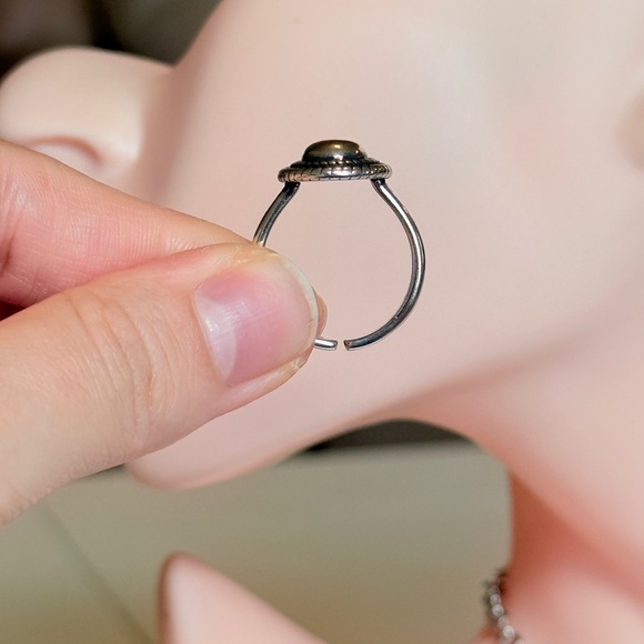 S925 Silver Statement Ring - Picture 8 of 11